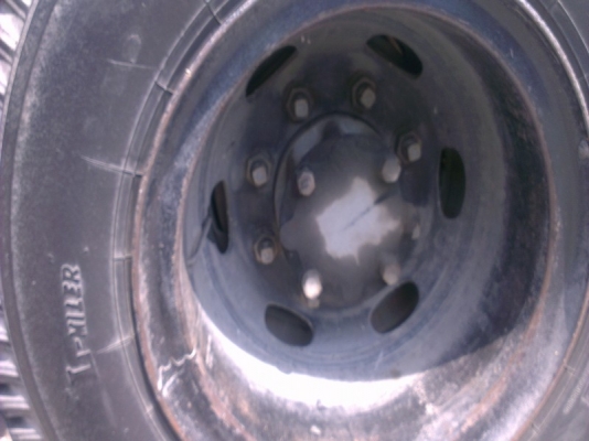 @@___10ล้อ NISSAN UD เพลาเดียวตู้แห้ง 10 บาน___@@