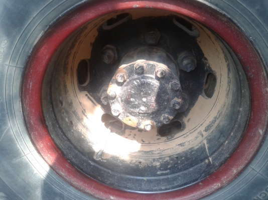 ขาย 6 ล้อดั้ม ลูกค้ารับรถไปแล้ว ลูกค้าศรีประจัน.  ขอบคุณครับ....