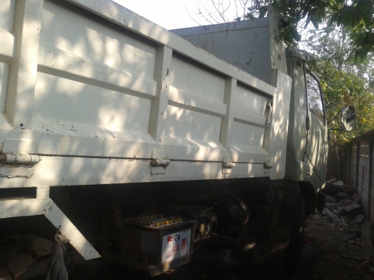 ขาย 6 ล้อดั้ม ลูกค้ารับรถไปแล้ว ลูกค้าศรีประจัน.  ขอบคุณครับ....