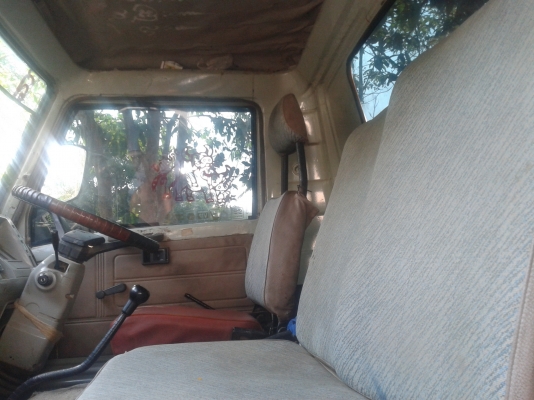 ขาย 6 ล้อดั้ม ลูกค้ารับรถไปแล้ว ลูกค้าศรีประจัน.  ขอบคุณครับ....