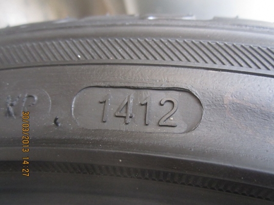 ยาง 225/40/18 TRACE MAX Radial F106 ไม่เคยปะ ยางผลิตปี12 ดอกเพียบ