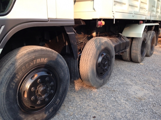 ขาย10ล้อHINO3Mกระบะดั้ม320แรง2คานหน้า