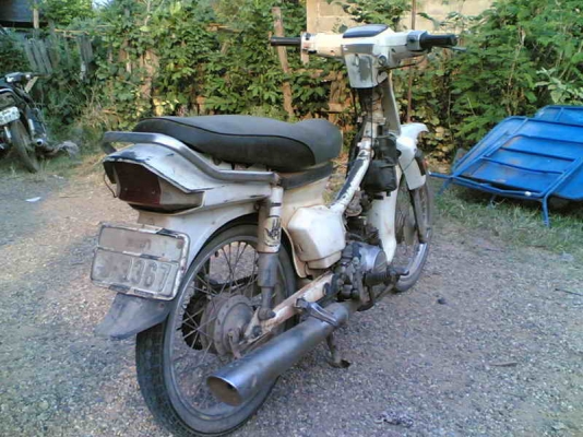 ขายดรีมคุรุสภา(ขาว)เครื่องดีพอใช้อะไหล่เดิม Noเล่มออกใบซื้อขายให้