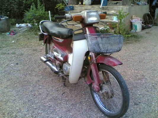 ขาย C700 หรือนันทิดา เครื่องดีมากอะไหล่เดิมติดรถครบโครงไม่ผุรถใช้งานอยู่