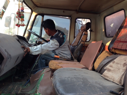 ขาย10ล้อดั้มF18เครื่อง 220แรงม้า ขาย10ล้อดั้มF18เครื่อง 220แรงม้า