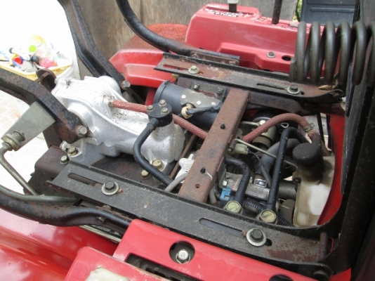 รหัส:13001132รถตัดหญ้าใช้เครื่องเบนซินHONDA GC05-1029393ขนาด11ps.