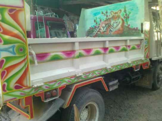 ขอประกาศขายหกล้อดั้ม  2  คัน  คันที่ 1  ISUZU ร็อกกี้ เครื่อง  195  ราคา  960000  และ ISUZU DECA เครื่อง  195  ราคา  1030000  สภาพพร้อมใช้งาน