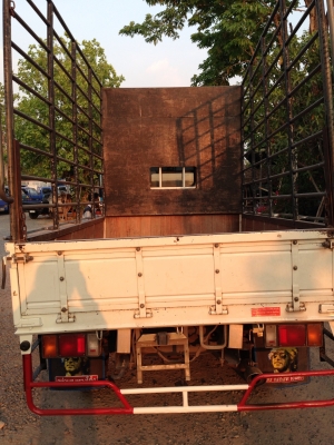 ลดกระหน่ำ!!!ขายรถ4ล้อISUZU NLR 130 ปี53 ป้ายใหญ่ ติดเวลา