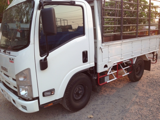ลดกระหน่ำ!!!ขายรถ4ล้อISUZU NLR 130 ปี53 ป้ายใหญ่ ติดเวลา