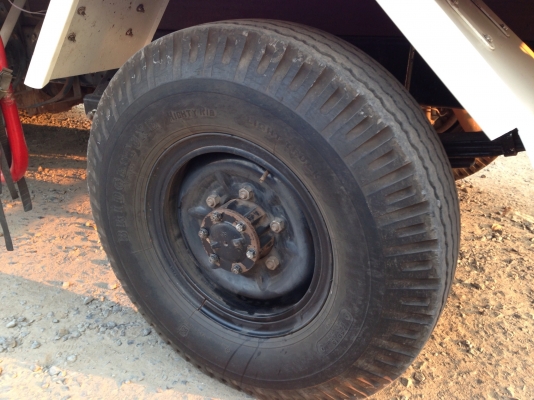 ลดกระหน่ำ!!!ขายรถ4ล้อISUZU NLR 130 ปี53 ป้ายใหญ่ ติดเวลา