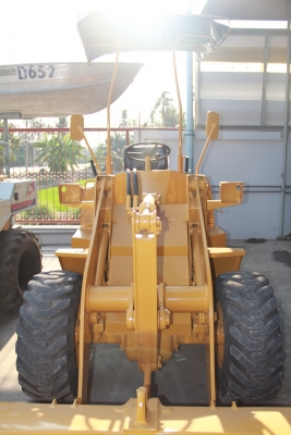 รถตักล้อยาง KOMATSU-WA30 มือสองญี่ปุ่นแท้ ทำสีให้เหมือนใหม่ ไม่เคยใช้งานในไทย พร้อมใช้งาน มีบริการขนส่ง