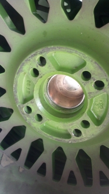 แม็กรีลเยอรมันขอบ15 ทำสีใหม่ ขอบเงา พร้อมยาง แม็กรีลเยอรมันขอบ15 ทำสีใหม่ ขอบเงา พร้อมยาง