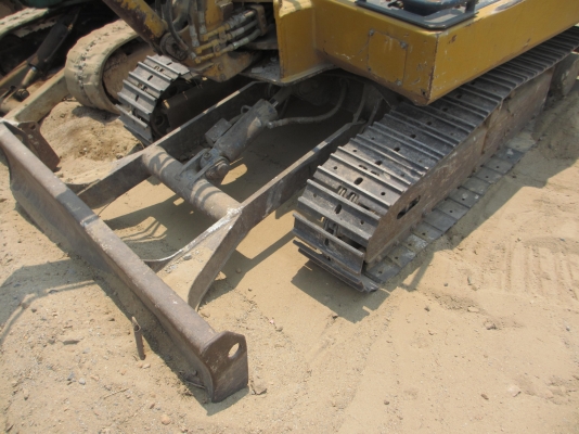 KOMATSU PC30-6  เก่าไทย เอวแน่น ปั็มแรง สภาพพร้อมใช้ สุดๆเอาไปแบ่งกันใช้ได้เลยครับ   น้องร็อค จัดหั้ย สนใจโทร สอบถามได้ 081-8535656