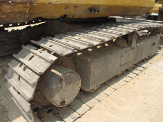 KOMATSU PC30-6  เก่าไทย เอวแน่น ปั็มแรง สภาพพร้อมใช้ สุดๆเอาไปแบ่งกันใช้ได้เลยครับ   น้องร็อค จัดหั้ย สนใจโทร สอบถามได้ 081-8535656