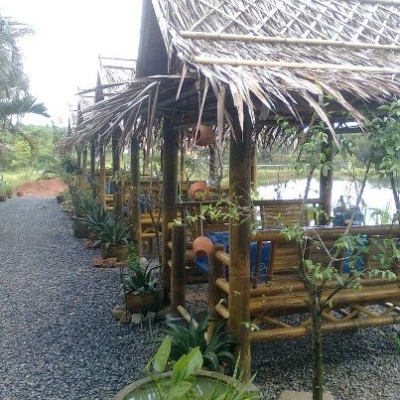 สวนอาหาร น้องน้ำหมูกะทะ บรรยากาศริมน้ำ ร่มรื่น อาหารสะอาด สดอร่อย สวนอาหาร น้องน้ำหมูกะทะ บรรยากาศริมน้ำ ร่มรื่น อาหารสะอาด สดอร่อย