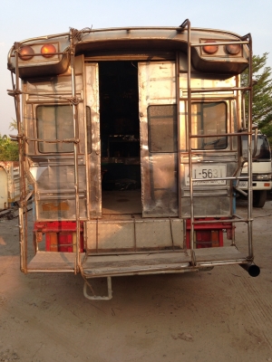 ขายรถNPR115 หลังคาโดยสารพร้อมเบาะนั้ง2แถวรถห้างแท้ๆ