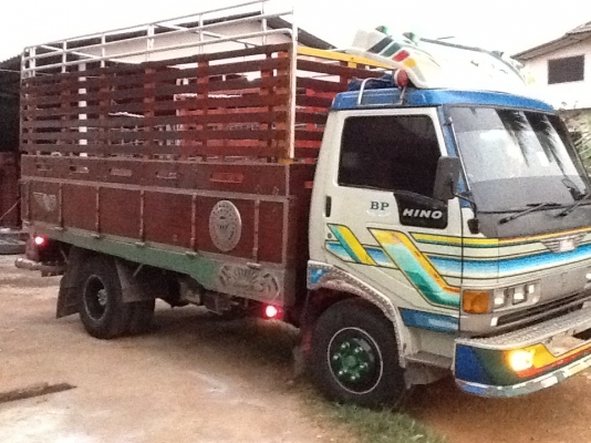 ขายหกล้อฮีโน่. FC. ชุปเปอร์เสี่ยเครื่อง.120.รถห้างแท้ๆรถสวยพร้อมใช้ยากขายแล้วคับ