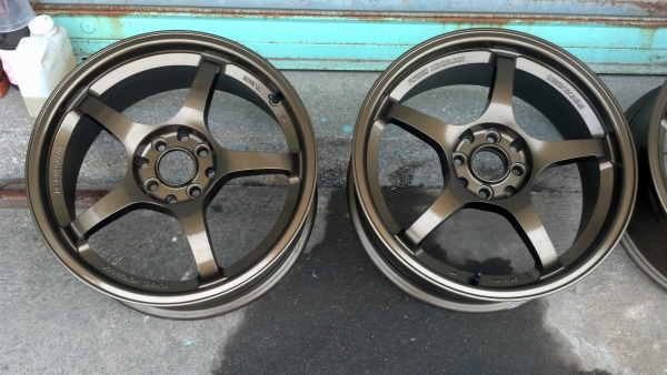 แม็กเจแปน ขอบ17 เบาๆ สีใหม่เนียน ราคา 7900 บาท แม็กเจแปน ขอบ17 เบาๆ สีใหม่เนียน ราคา 7900 บาท