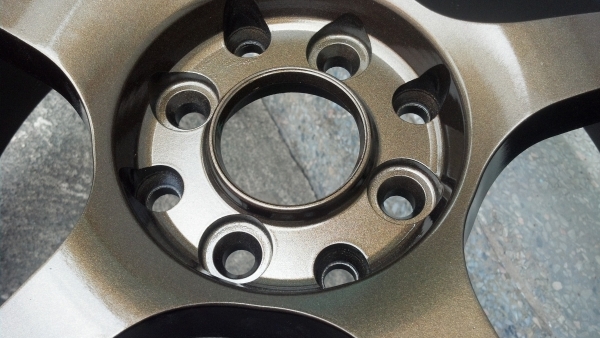 แม็กเจแปน ขอบ17 เบาๆ สีใหม่เนียน ราคา 7900 บาท แม็กเจแปน ขอบ17 เบาๆ สีใหม่เนียน ราคา 7900 บาท