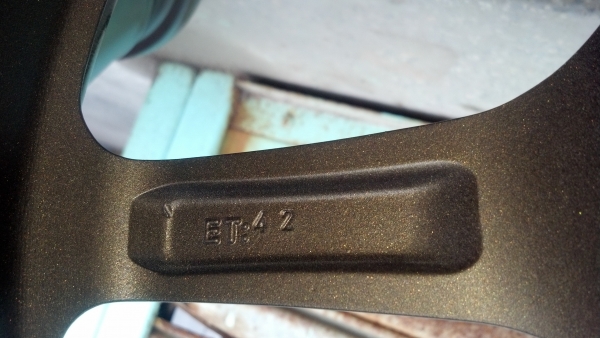 แม็กเจแปน ขอบ17 เบาๆ สีใหม่เนียน ราคา 7900 บาท แม็กเจแปน ขอบ17 เบาๆ สีใหม่เนียน ราคา 7900 บาท