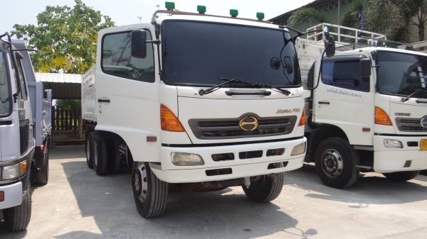ขาย Hino Mega 320 ม้า ดั้ม กระบะสามมิตร