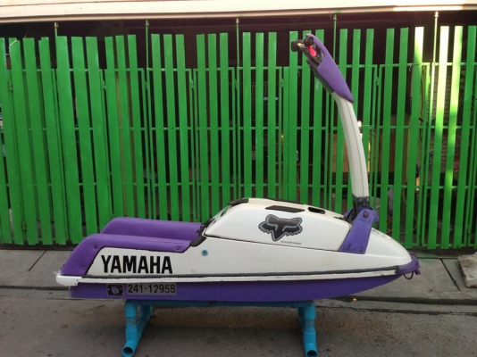 **** ขาย เจ็ตสกียืน yamaha700 fx1  ราคาไม่แพง ****