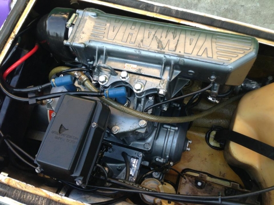 **** ขาย เจ็ตสกียืน yamaha700 fx1  ราคาไม่แพง ****