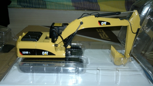 จัดมาแล้วคับ cat 320d L ตัวยอดนิยม สินค้ามีมาคันเดียวคับ มาก่อนได้ก่อนคับ จัดมาแล้วคับ cat 320d L ตัวยอดนิยม สินค้ามีมาคันเดียวคับ มาก่อนได้ก่อนคับ