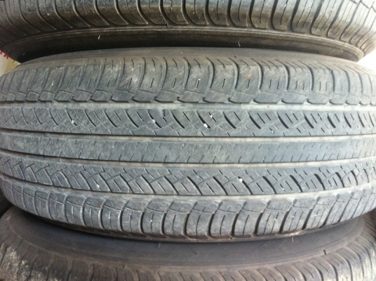 ขายล้อพร้อมยาง ขนาด 245/70R16