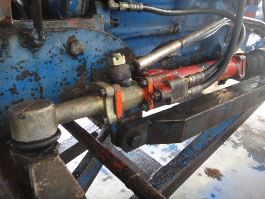 รถไถฟอร์ด FORD 77 แรงดี พรอมผาน7+ใบดัน((086-2126921))