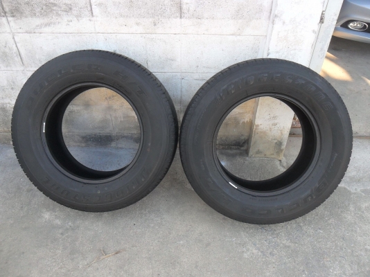 ยาง BRIDGESTONE 265/65R17ปี09 สวย 1 คู่