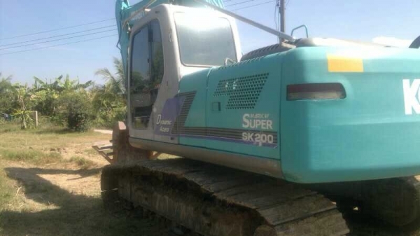 ืขายด่วน!!! Kobelco sk200-6. YN-10 สภาพสวย เอกสารพร้อม