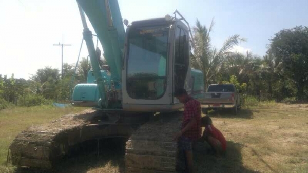 ืขายด่วน!!! Kobelco sk200-6. YN-10 สภาพสวย เอกสารพร้อม ืขายด่วน!!! Kobelco sk200-6. YN-10 สภาพสวย เอกสารพร้อม