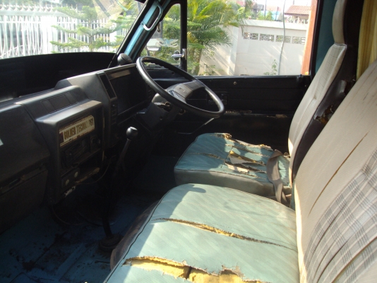 ลดราคา ขาย 4ล้อ   88 แรงม้า  4JB1 รถห้าง  สภาพสวยพร้อมใช้งาน เครื่องแน่น ทะเบียนเต็ม มี.ค57