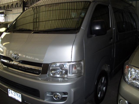 รถตู้TOYOTA COMMUTER 2500D4Dหลังคาสูงปี2007เบาะหนัง3แถวVIP