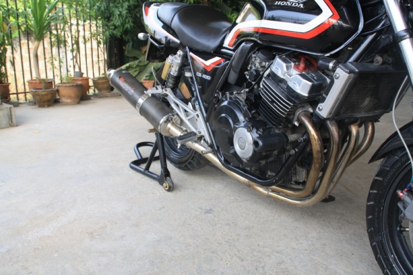 ขาย CB 400 ปี 96 V.R สรรพสามิตแท้ ท่อเลส ปลายโยชิ เสียงมัน 72000