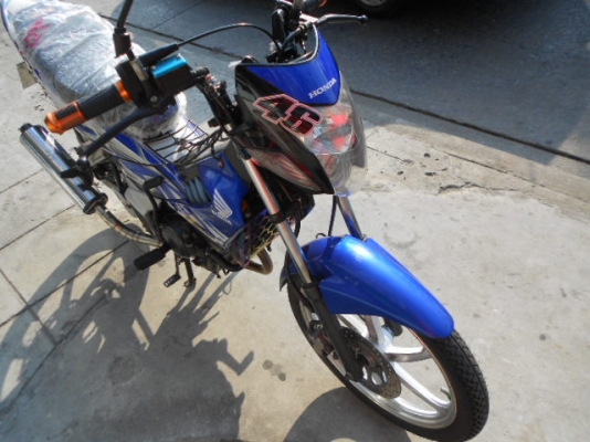 Honda-sonic 125 สภาพสวยมาก ล้อแม็ก ชุดสีเนียน เครื่องดีมากก