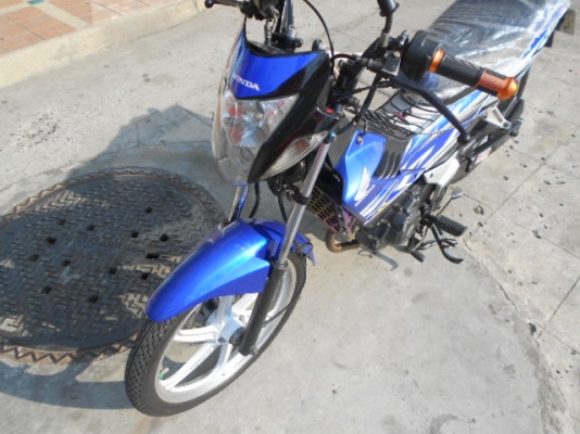 Honda-sonic 125 สภาพสวยมาก ล้อแม็ก ชุดสีเนียน เครื่องดีมากก