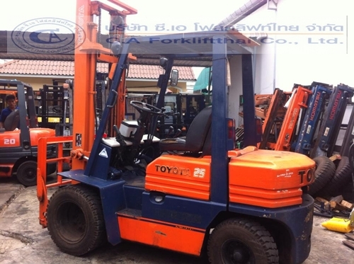 ขายรถ โฟล์คลิฟท์ TOYOTA รุ่น 5-FD25