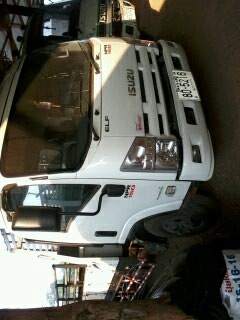 ISUZU หัวตึก150 ปี53 วิ่งน้อยมาก ยาว 6 เมตร งวดเหลือ620000 หรือตัดสด 1100000