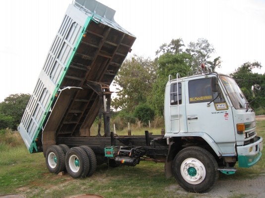 ขาย ISUZU  ROCKY 195 นางฟ้าแท้ เครื่องเดิม เกียร์เดิม ดั๊มพ์สามมิตร ทะเบียนพร้อม