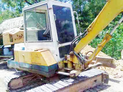 รถแบ็คโครน่าใช่