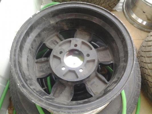 ล้อแม็ค 5รู114 ขอบ15กว้าง8.5นิ้ว ล้อแม็ค 5รู114 ขอบ15กว้าง8.5นิ้ว