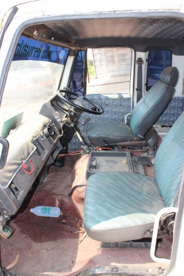 หัวเก๋งรถสิบล้อ