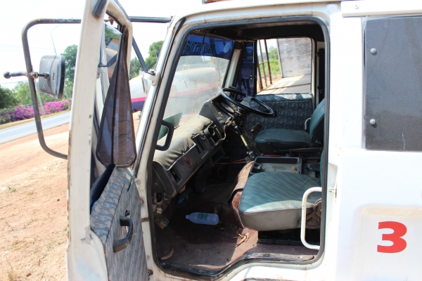 หัวเก๋งรถสิบล้อ