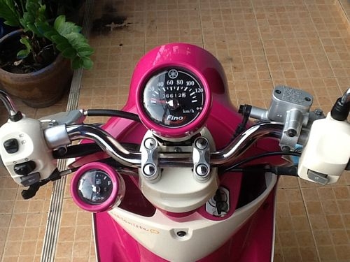 FINOลายปารีสรถปี2012สวยแกะกล่อง