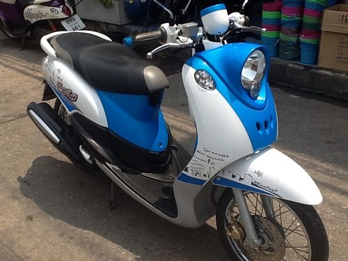 FINOลายปารีสรถปี2012สวยแกะกล่อง FINOลายปารีสรถปี2012สวยแกะกล่อง