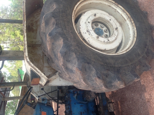 ขายรถไถ ford บ้าน พร้อมใช้ สวย