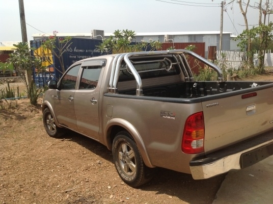 ขายวีโก้4ประตู ปี2005ราคา450000บาท โทร089-6411117