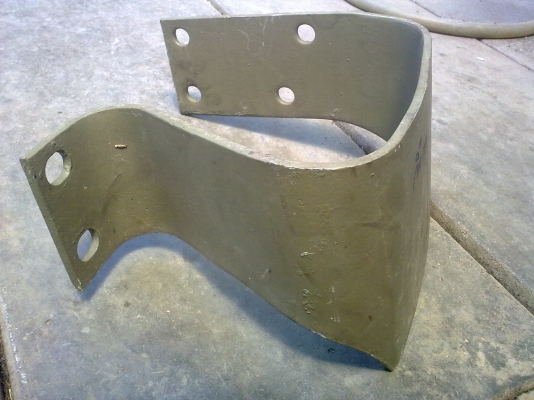 กันชนรถจิ้ปกลาง